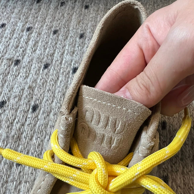MIUMIU 26S CHUKKA BOOTS IN LIGHT BROWN SUEDE