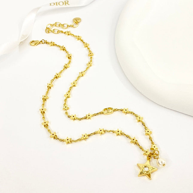 CD 26S STAR CHAIN PEARL PENDANT NECKLACE IN GOLD TONE METAL 631051