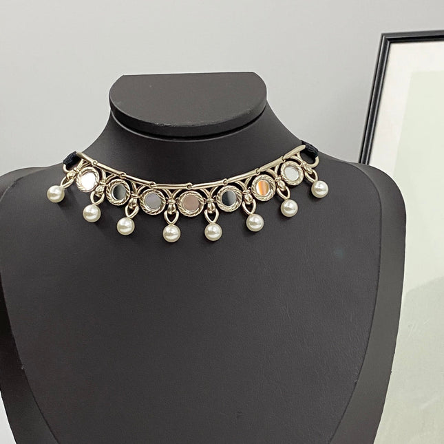 CD 26S PEARL DROP CHOKER NECKLACE IN GOLD TONE METAL 631050