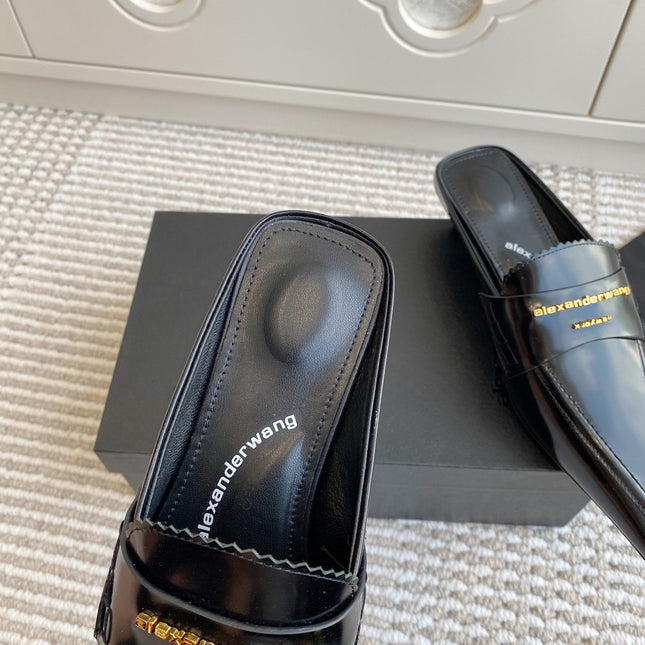 SQUARE-TOE MULES IN BLACK CALFSKIN