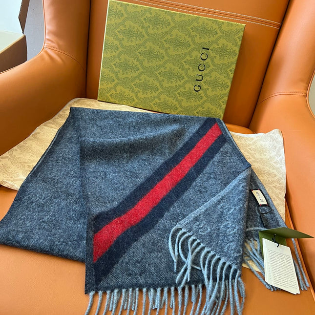 GUCCI 25S SCARF 190 IN WOOL 636372