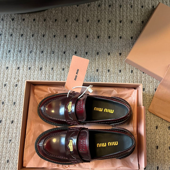 MIUMIU 26S LOAFERS 60MM IN BURGUNDY BROWN SHINY CALFSKIN