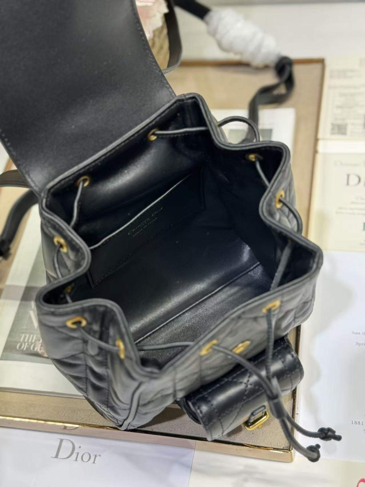 SMALL CARO BACKPACK 20 IN BLACK MACROCANNAGE LAMBSKIN