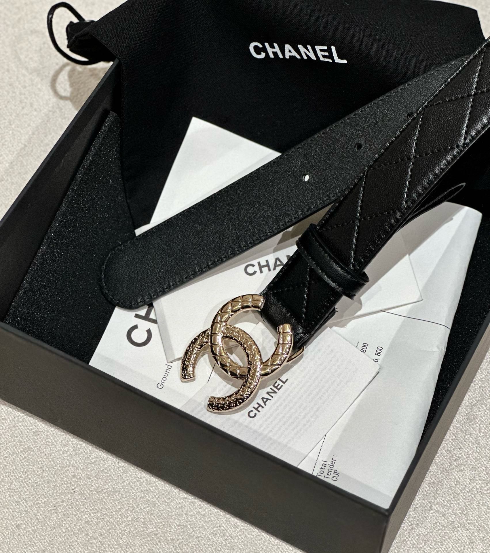 DOUBLE C BELT 30MM IN BLACK CALFSKIN EMBOSSED LOGO GOLD BUCKLE
