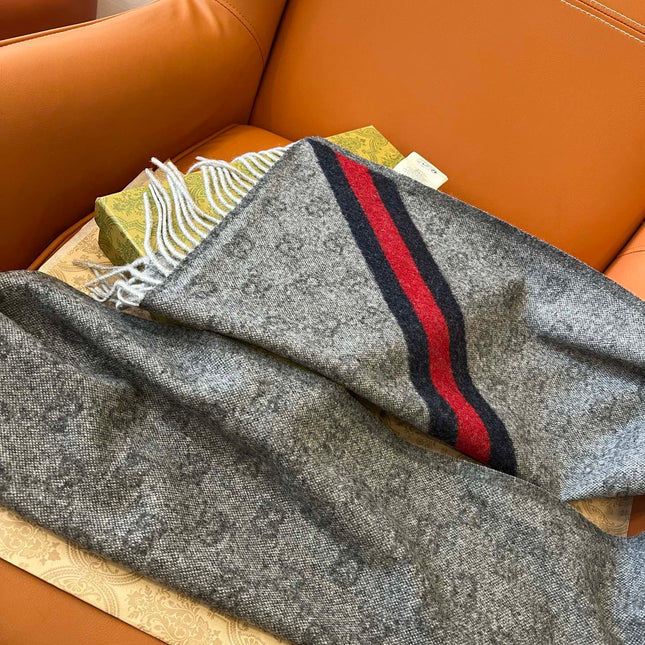 GUCCI 25S SCARF 190 IN WOOL 636373