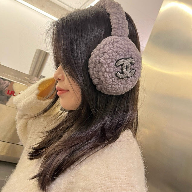 CHANEL 25S SKI EARMUFFS 492587