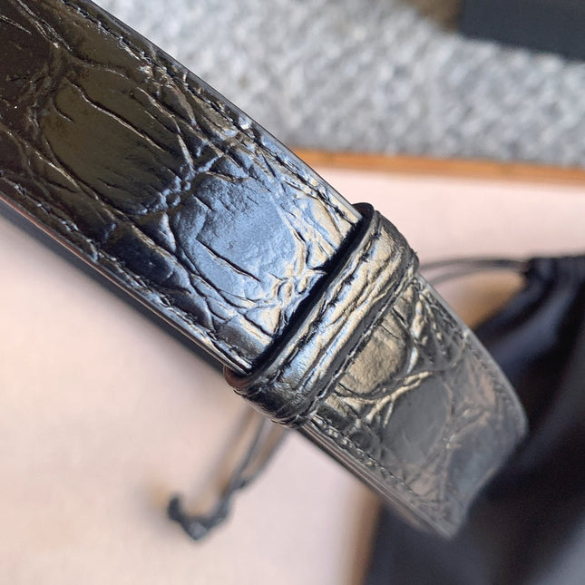 YSL 25S BELT 24 MM IN BLACK EMBOSSED CALFSKIN 529685