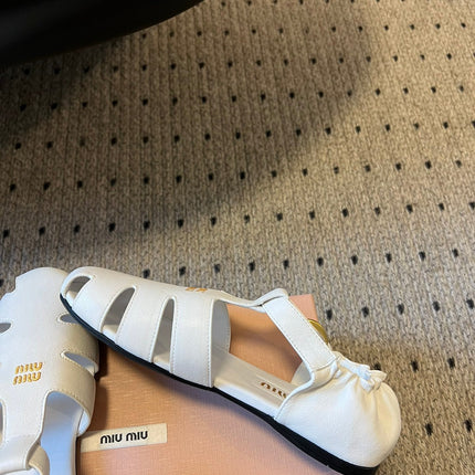 MIUMIU 26S FISHERMAN SANDALS IN WHITE RUCHES NAPPA CALFSKIN