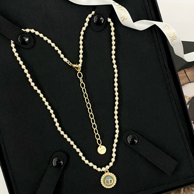 CD 26S CD LOGO PEARL BEADED MEDALLION PENDANT NECKLACE IN GOLD METAL