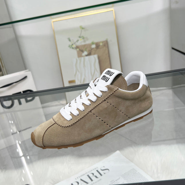 MIUMIU 26S SNEAKERS IN LIGHT BROWN SUEDE
