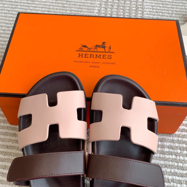 HM 26S CHYPRE SANDAL IN LIGHT PINK AND DARK RED CALFSKIN