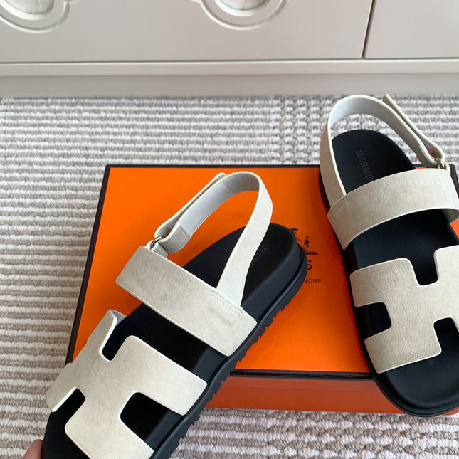 HM 26S CHYPRE SANDAL WITH BACK STRAP IN CREAM WHITE SUEDE
