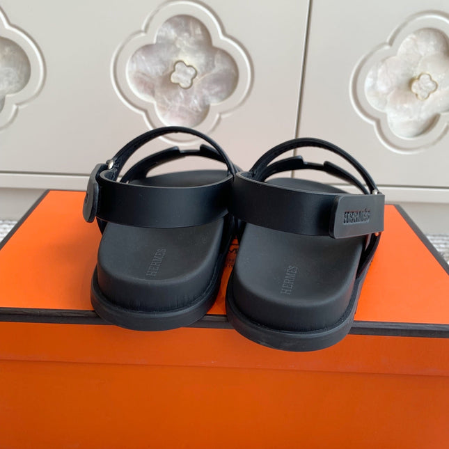 HM 26S CHYPRE SANDAL WITH BACK STRAP IN BLACK CALFSKIN