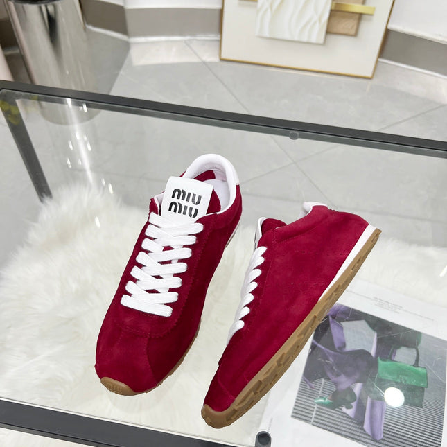 MIUMIU 26S SNEAKERS IN WINE RED SUEDE