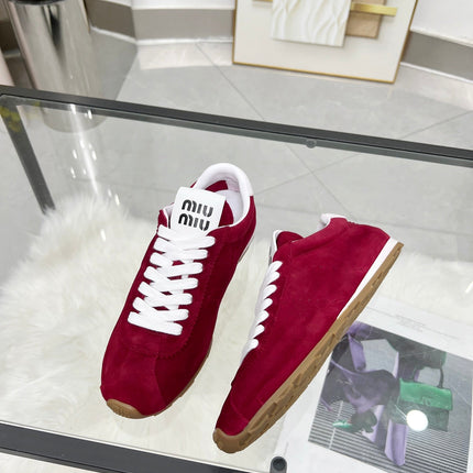 MIUMIU 26S SNEAKERS IN WINE RED SUEDE