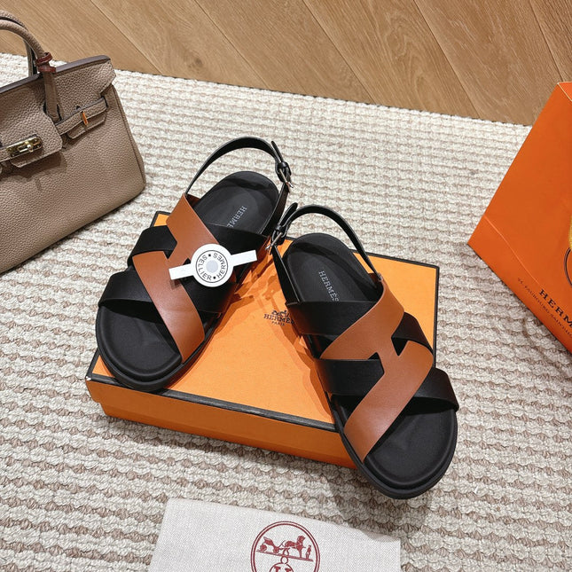HM 26S CROSS-STRAP SANDALS IN BROWN AND BLACK CALFSKIN