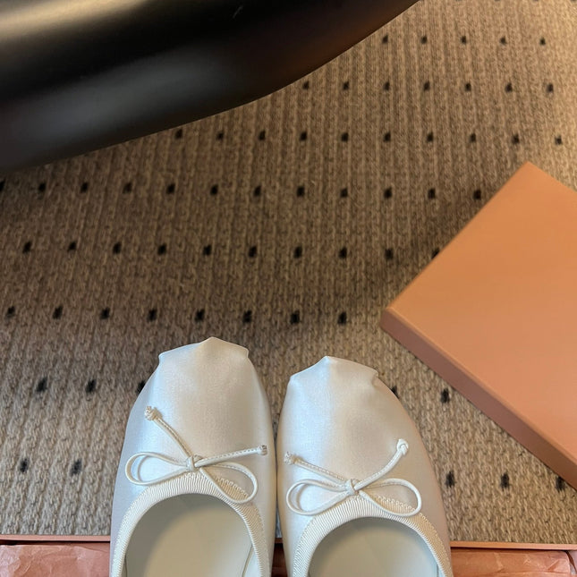 MIUMIU 26S BALLET MULES IN WHITE CREAM SATIN WITH BOW