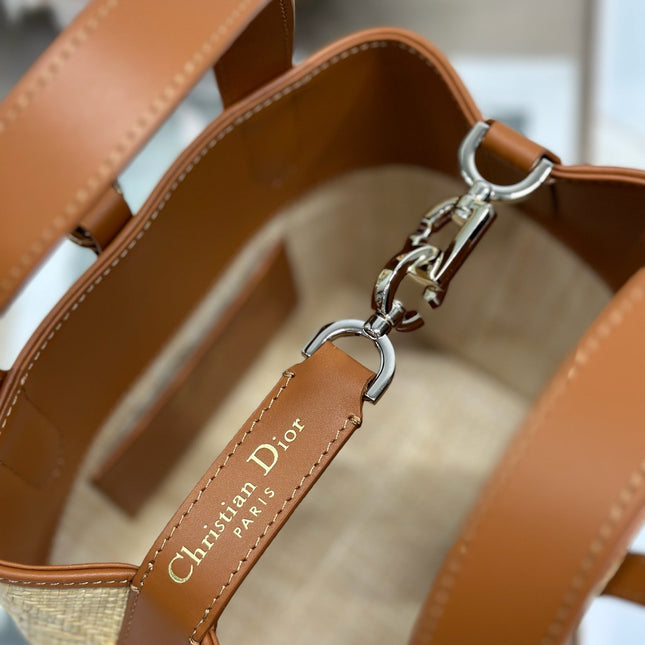 DIOR 26S TOUJOURS BAG 18 IN BROWN AND BEIGE RAFFIA