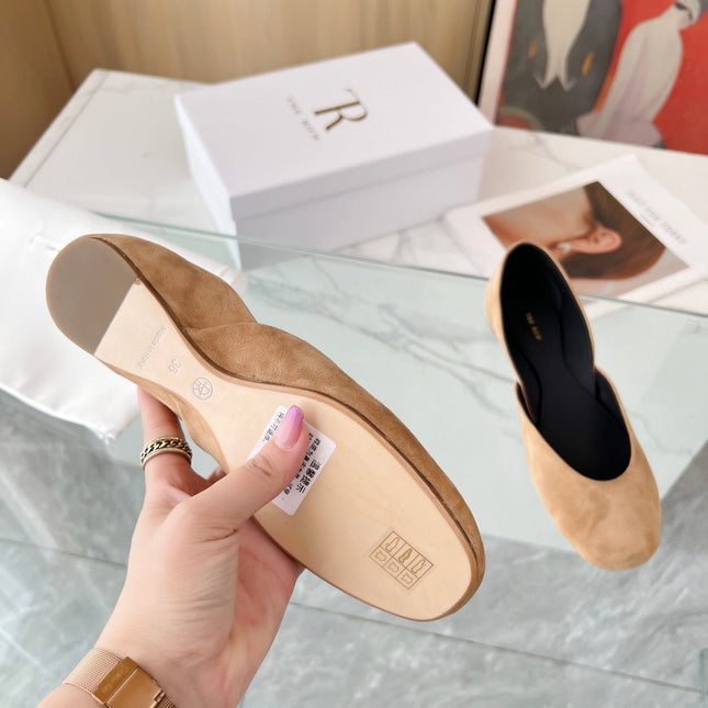 THE ROW 26S ROUND TOE BALLET FLATS IN DARK BEIGE SUEDE