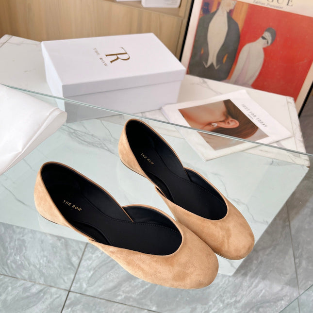 THE ROW 26S ROUND TOE BALLET FLATS IN DARK BEIGE SUEDE