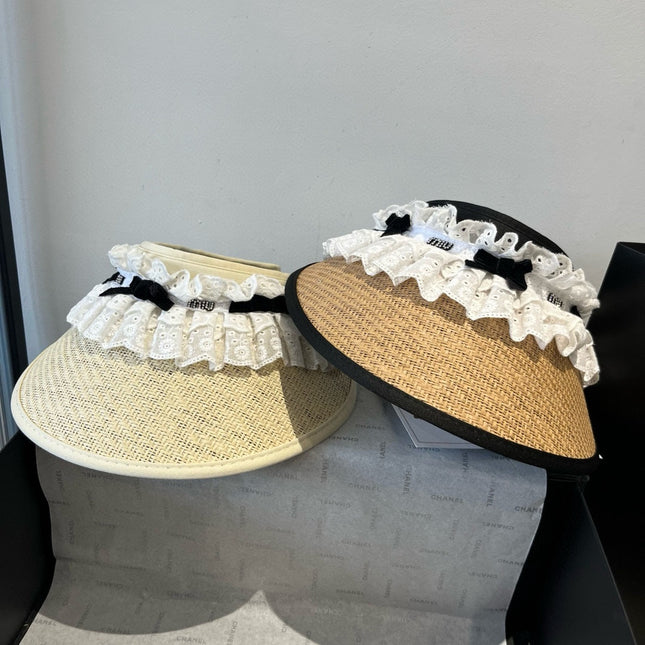 MIUMIU OPEN-TOP STRAW HAT IN LIGHT BEIGE MIX WHITE EYELET FABRIC