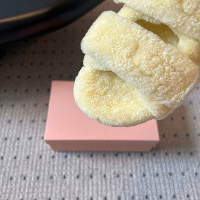 MIUMIU 26S SHEEPSKIN SLIPPERS IN LIGHT BEIGE