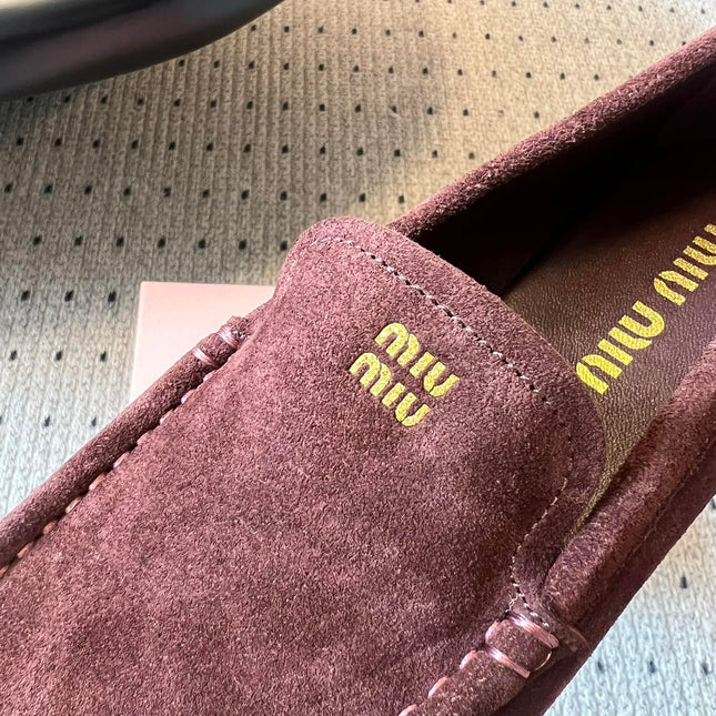 MIUMIU 26S LOAFERS IN AUBURN BROWN SUEDE