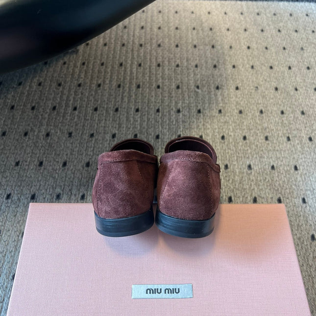 MIUMIU 26S LOAFERS IN AUBURN BROWN SUEDE