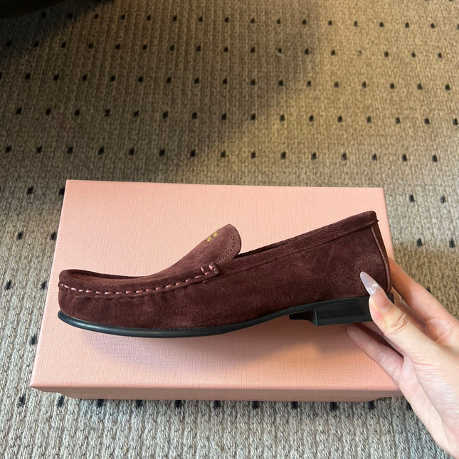 MIUMIU 26S LOAFERS IN AUBURN BROWN SUEDE