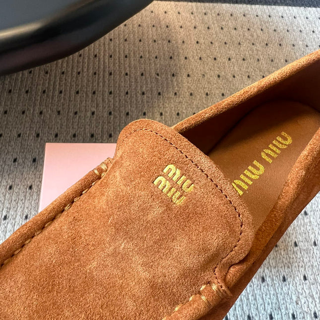 MIUMIU 26S LOAFERS IN CARAMEL BROWN SUEDE