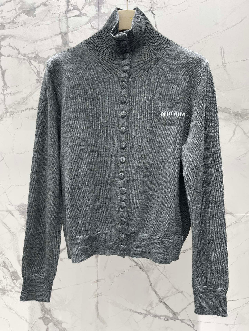 MIUMIU CARDIGAN STYLE 82