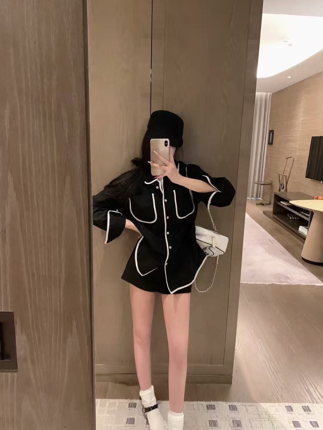 CHANEL 25S LONG-SLEEVE SHIRT STYLE 127