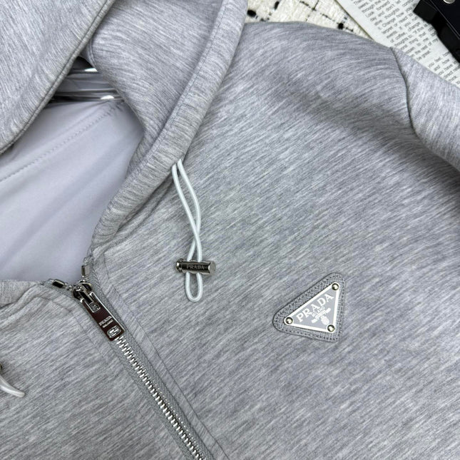 PRADA 26S HOODED JACKET 596