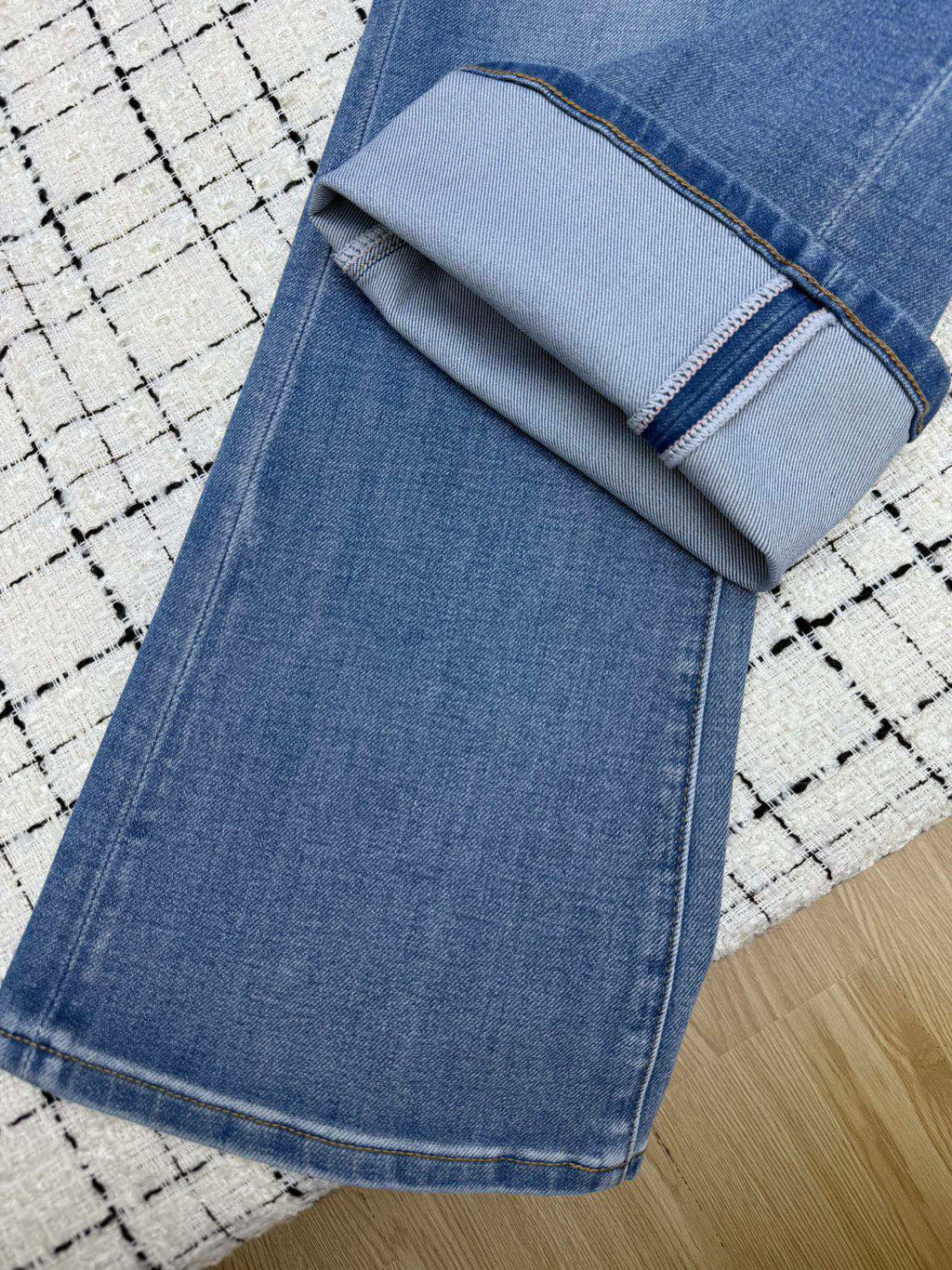 CHANEL 26S FLARED JEANS 757