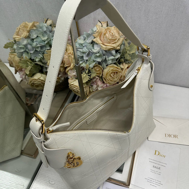 DIOR 26S VOYAGE BAG 34 IN CREAM WHITE CALFSKIN