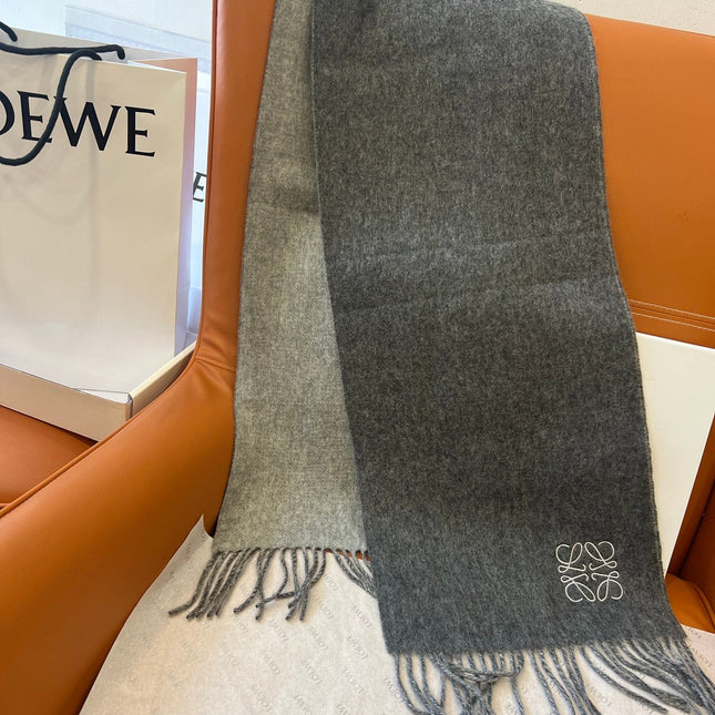 LOEWE 26S SCARF 180 IN CASHMERE WOOL 863828