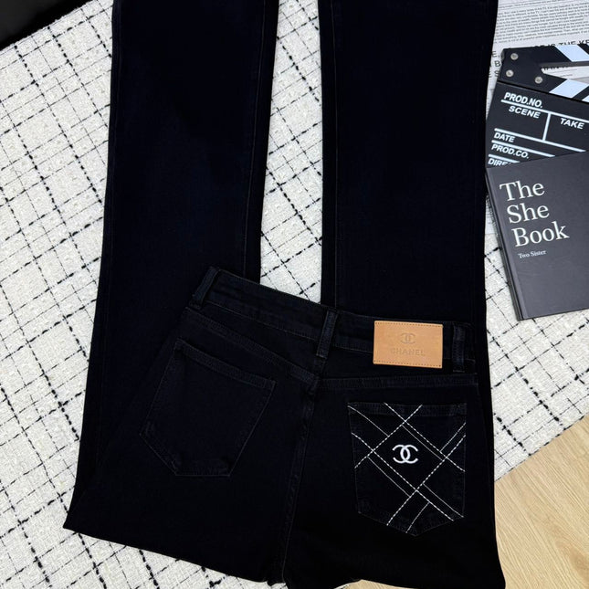 CHANEL 26S FLARED JEANS 758