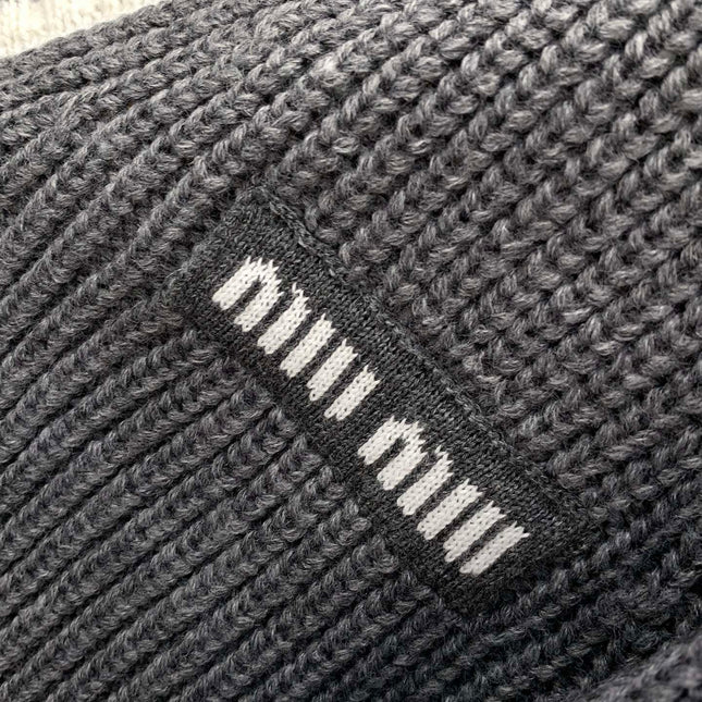 MIUMIU CARDIGAN STYLE 637