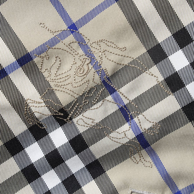 BURBERRY 25S HOODED TRENCH COAT 132