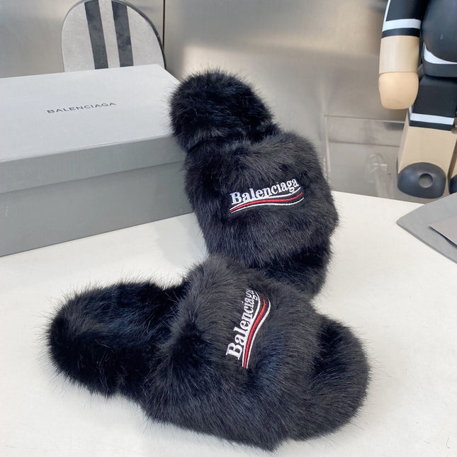 BALENCIAGA 25S FUR SLIPPERS IN BLACK FAUX SHEARLING