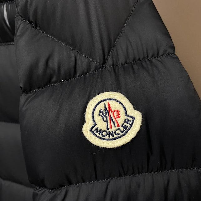 MONCLER JACKET STYLE 322