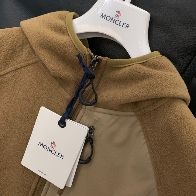MONCLER 25S HOODED SWEATSHIRT 444