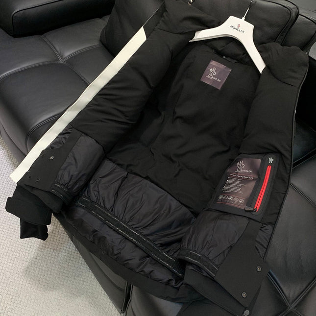 MONCLER 25S JACKET 375