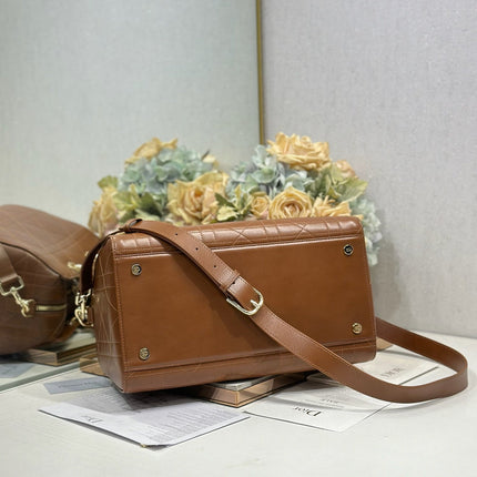 DIOR 26S CANNAGE GRANVILLE BAG 34 IN DARK BROWN CALFSKIN