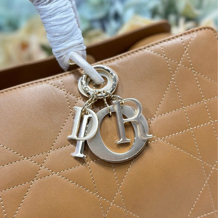 DIOR 26S CANNAGE GRANVILLE BAG 34 IN LIGHT BROWN CALFSKIN