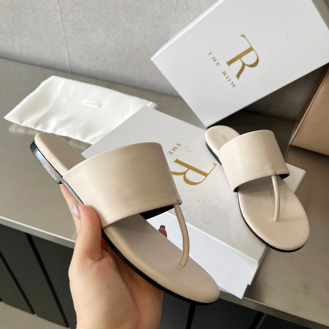THE ROW 26S FLAT THONG SANDALS IN WHITE CALFSKIN