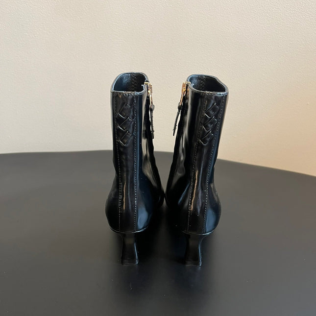 BOTTEGA VENETA 26S POINTED-TOE BOOTS 50 MM IN BLACK CALFSKIN