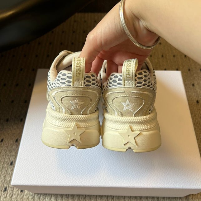 DIOR 26S VIBE SNEAKER 55MM IN DARK GRAY DIOR OBLIQUE LUSENTI EMBROIDERED COTTON AND BEIGE SUEDE