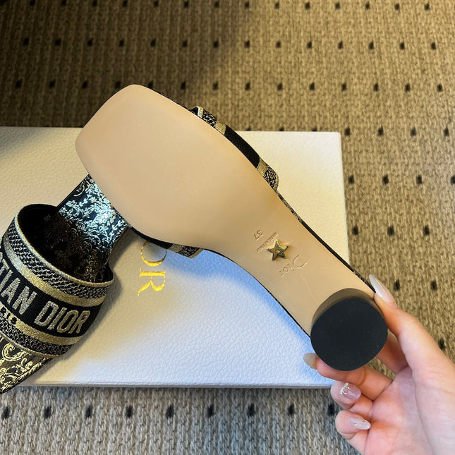 DIOR 26S DWAY HEELED SLIDE 40MM IN BLACK AND GOLD EMBROIDERED COTTON