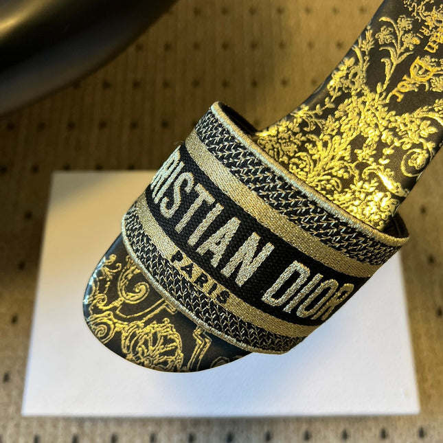 DIOR 26S DWAY SLIDE COTTON EMBROIDERED IN BLACK AND GOLD FLORAL MOTIF